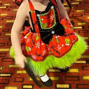 Ooc grinchmas dress! Size 3t